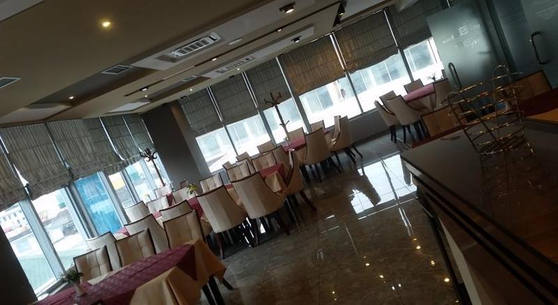 Hotel Arifi Shkodra Kültér fotó