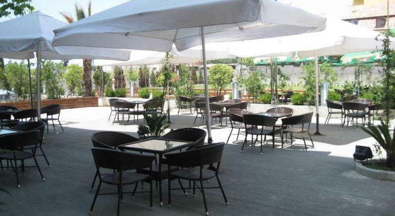 Hotel Arifi Shkodra Kültér fotó